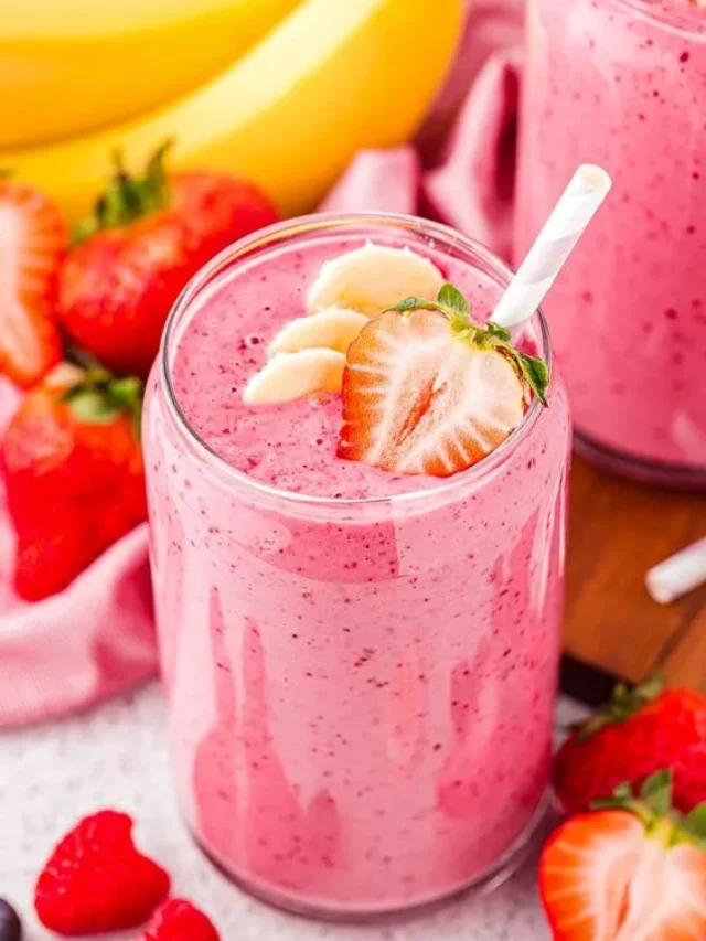 Easy Strawberry Banana Smoothie Recipe (3)