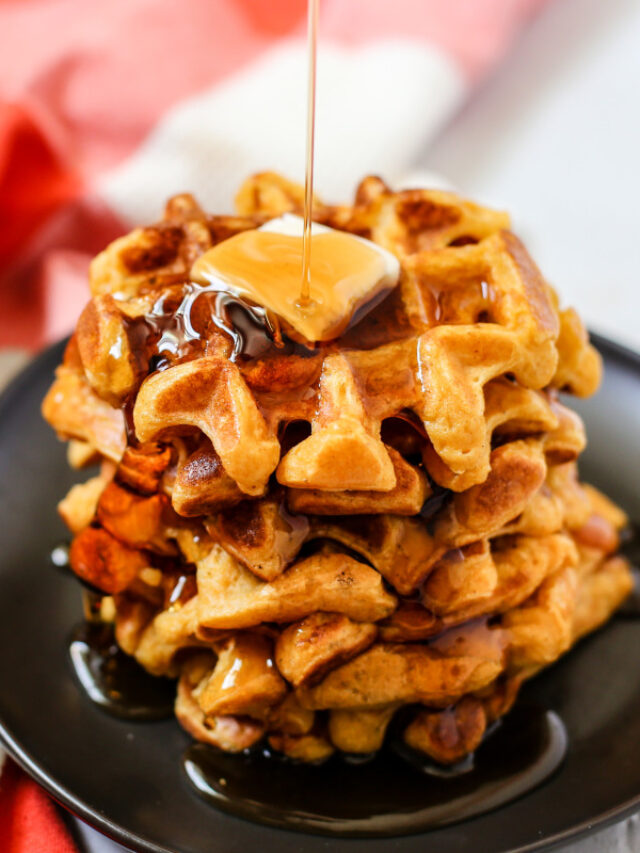 Spiced Pumpkin Waffles